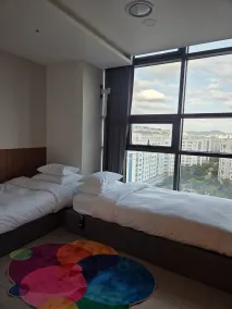 Myeongji Ocean Stay - Image 4