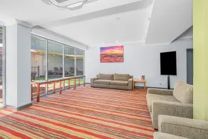 Stay at Alice Springs Hotel - Image 5