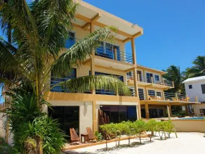 Popeye's Beach Resort - Image 5