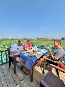 Houseboat Wildrose - Image 2