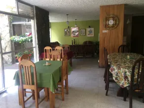 Hostal Los Lagos Inn - Image 4