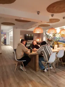 Y Hostel - Image 3