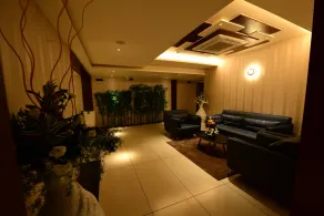 M Pro Palace - Image 5