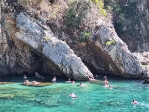Corfu Backpackers Beach Hostel - Image 4