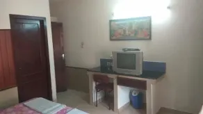 Hotel Equator - Image 5