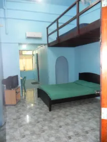 Townhouse Hotel - Image 4