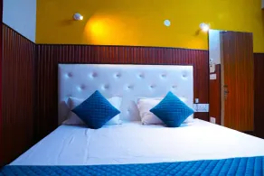 Apna Niwas by OYO Rooms - Image 5