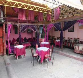 Hotel Cascade - Image 5
