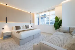 The Downtown Views Penthouse - Ideal for big groups & Families - Image 3