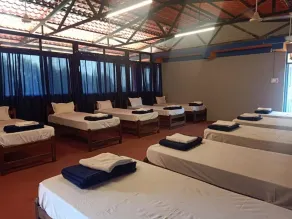 Bens Sea View Hostel - Image 5