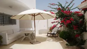 Blue Beach Hostel - Image 2
