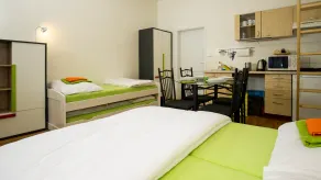 Flying Bed Apartment close to Prague Castle and Airport - Image 5
