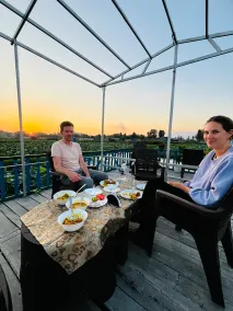 Backpackers Lake View Houseboat  - Image 2