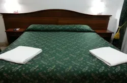 Rome City Inn - Image 2