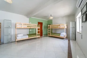 Sandy Bottoms Hostel - Image 4