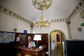 Solomon Place - Image 2