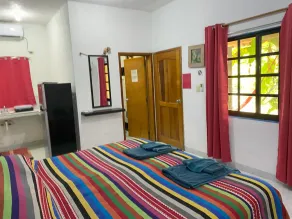 Amigos Hostel Cozumel - Image 3