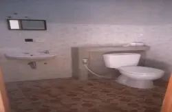 Surfers Dorm House - Image 3