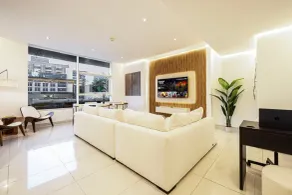 Queens Social House - Image 4