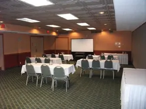 Avalon Hotel & Conference Center - Image 4