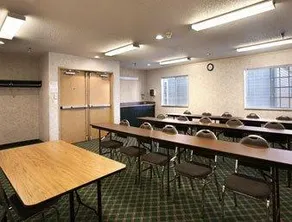 Country Meadows Apartments - Image 2