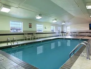 Country Meadows Apartments - Image 3