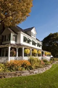Three Stallion Inn - Image 2