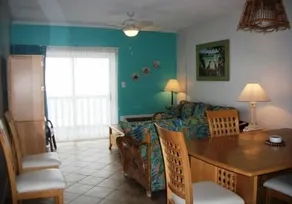Whaler Inn Beach Club - Image 2