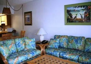 Whaler Inn Beach Club - Image 4