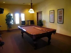 Laguna Creek Apartments - Image 2
