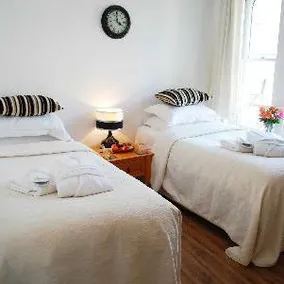 Abergavenny Bed & Breakfast - Image 1