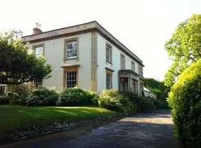 Chalice Hill Apartment - Image 3