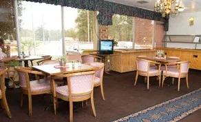 Summerton Inn - Image 1