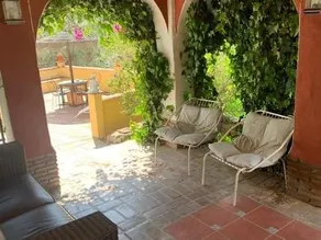 Lemon Grove Farmhouse - Image 2