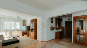 Rex’s Premium Apartment - Image 5