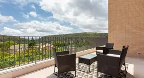 House with swimming pool in Penedes area - Image 5
