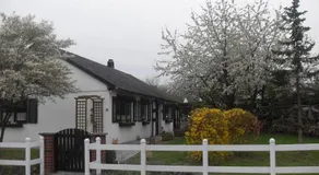 Au Bai-Jouai - Image 3
