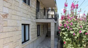 Iskr Bed & Breakfast - Image 2