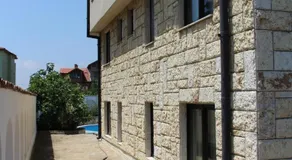 Iskr Bed & Breakfast - Image 3