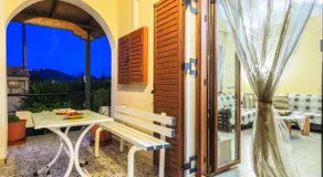 Koronios House - Image 2