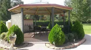 Allora lodge Bed And Breakfast - Image 4