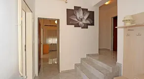 Apartment in Vila Mia - Image 2