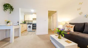 Colchester 2 bed apt, close to main station, hospital, town centre - Image 4