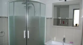 Luxurious 65m2 appartment in front of the river - Image 4