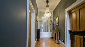 Victorian Cottage Sleeps 8 - Dog friendly - Image 4