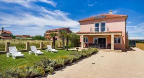 Holiday Home Sunshine - Image 3