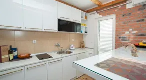 Apartment Riva - Image 2