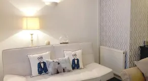Albert Road Apartment - Image 2