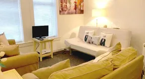 Albert Road Apartment - Image 5
