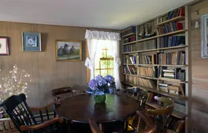 Harbor Front Cottage - Image 3